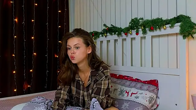 Snapshot of EarthaLevra chatting on 02-27-26, 07:14 EarthaLevra online show from 02-27-26, 07:14