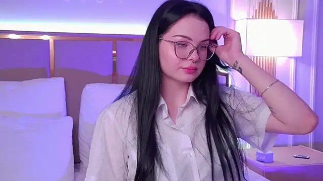 CindyMil online show from 06-21-26, 06:30