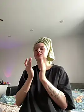CindyMil online show from 06-20-26, 03:55