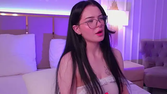 CindyMil online show from 06-28-26, 03:51