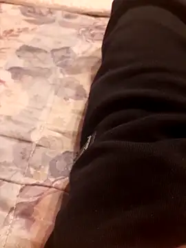 Snapshot of ilcazzone32 chatting on 02-24-26, 07:48 ilcazzone32 online show from 02-24-26, 07:48