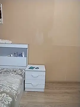 MilkCandyGirl online show from 04-22-26, 10:11