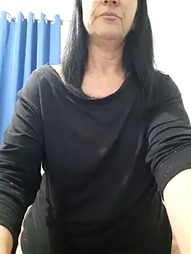 Snapshot of Camilegaucha chatting on 06-19-26, 01:00 Camilegaucha online show from 06-19-26, 01:00