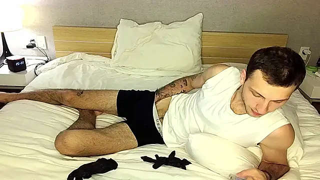 DarkRogue19 online show from 02-25-26, 05:24