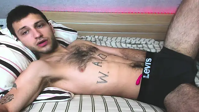 DarkRogue19 online show from 04-11-26, 05:26