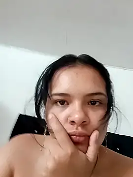 Snapshot of Emily_Rouse23 chatting on 03-02-26, 06:15 Emily Rouse23 online show from 03-02-26, 06:15