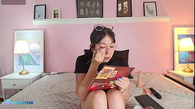 Abigailladyy online show from 06-10-26, 11:33