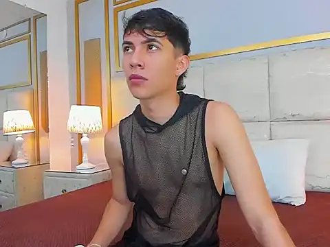 AronTawers online show from 03-08-26, 01:03