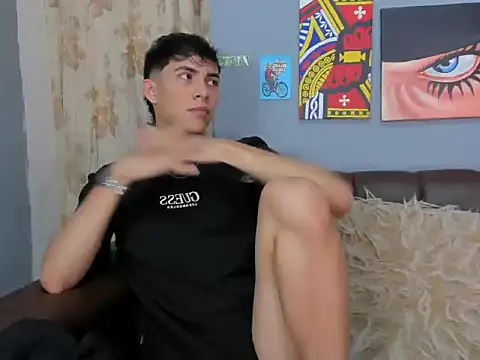 Snapshot of AronTawers chatting on 02-26-26, 09:48 AronTawers online show from 02-26-26, 09:48