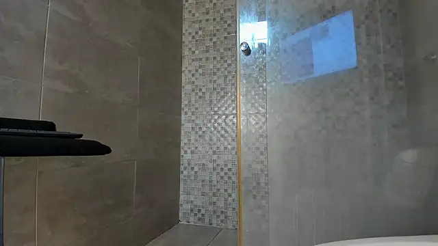 emily gaviria1 online show from 03-10-26, 12:09