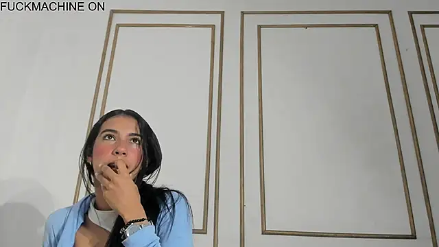 emily gaviria1 online show from 05-06-26, 12:42