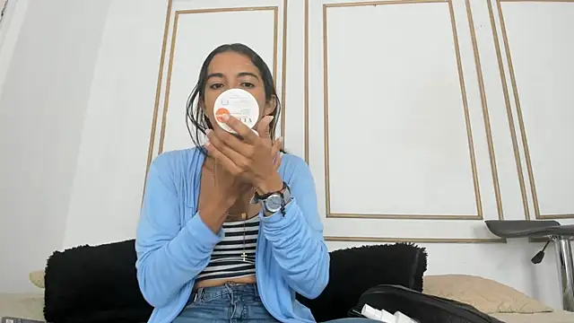 emily gaviria1 online show from 05-27-26, 12:12