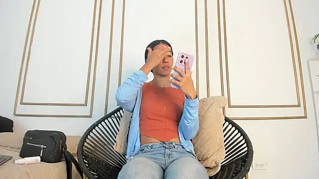 emily gaviria1 online show from 05-03-26, 12:09