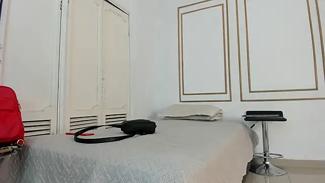 emily gaviria1 online show from 03-22-26, 12:07