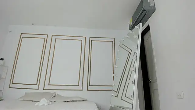 emily gaviria1 online show from 03-07-26, 11:59