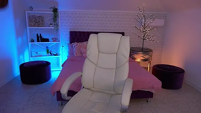 DawnGwin online show from 05-13-26, 05:58
