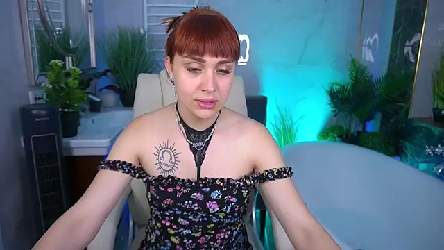 DawnGwin online show from 06-10-26, 06:03