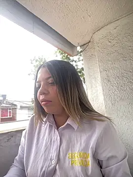 Snapshot of AdaPink_ chatting on 03-03-26, 05:09 AdaPink online show from 03-03-26, 05:09