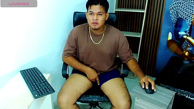 Snapshot of jacobxhott chatting on 02-27-26, 03:29 jacobxhott online show from 02-27-26, 03:29