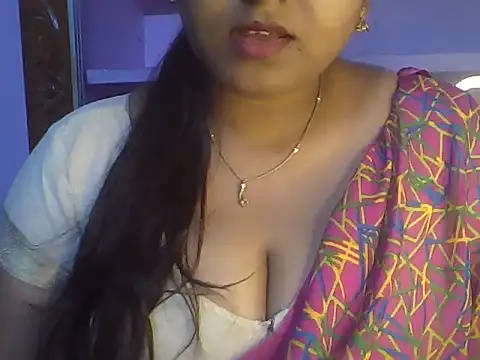 Snapshot of Tamil_Kuttyma chatting on 07-11-26, 02:06 Tamil Kuttyma online show from 07-11-26, 02:06