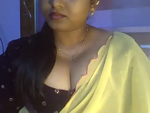 Snapshot of Tamil_Kuttyma chatting on 06-25-26, 04:45 Tamil Kuttyma online show from 06-25-26, 04:45
