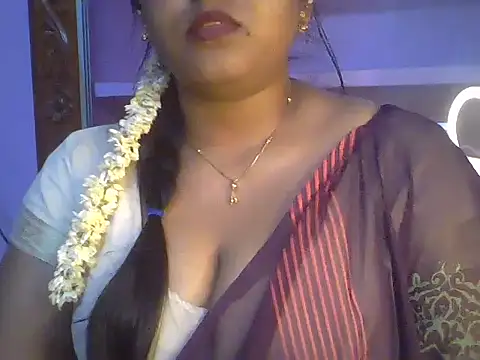 Snapshot of Tamil_Kuttyma chatting on 07-04-26, 05:06 Tamil Kuttyma online show from 07-04-26, 05:06