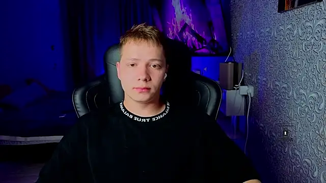 Karl Night  online show from 06-03-26, 07:29
