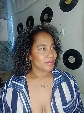 Snapshot of medusafox_ chatting on 07-04-26, 04:52 medusafox online show from 07-04-26, 04:52