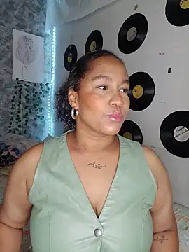 medusafox  online show from 05-03-26, 05:12