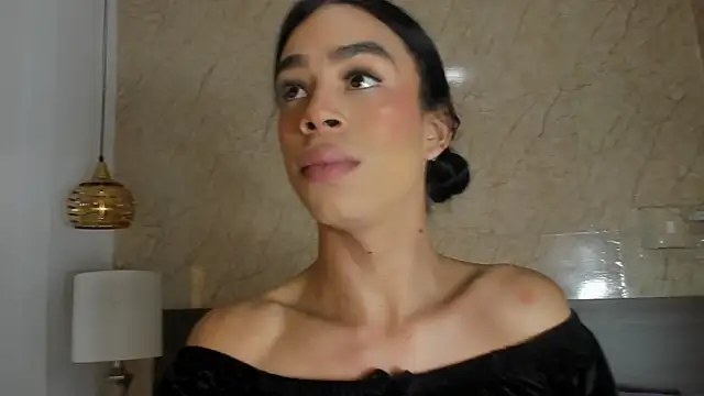 Snapshot of Miia03 chatting on 03-19-26, 12:16 Miia03 online show from 03-19-26, 12:16