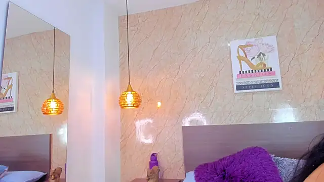 Snapshot of Miia03 chatting on 04-07-26, 12:18 Miia03 online show from 04-07-26, 12:18