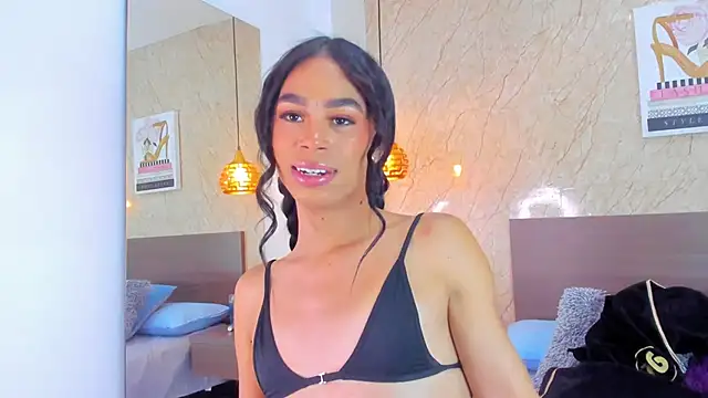 Snapshot of Miia03 chatting on 04-06-26, 12:17 Miia03 online show from 04-06-26, 12:17