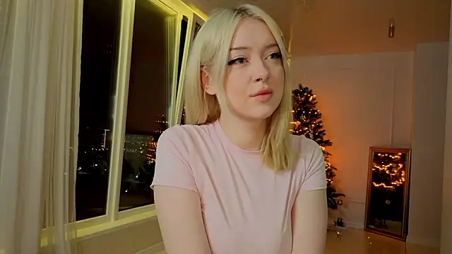 Snapshot of ChristinBland chatting on 02-26-26, 07:25 ChristinBland online show from 02-26-26, 07:25