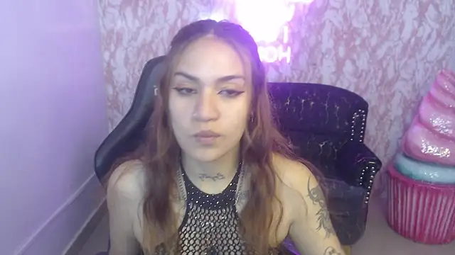 Andrea ch01 online show from 03-04-26, 08:16