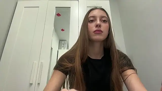 selena favn online show from 02-24-26, 10:16