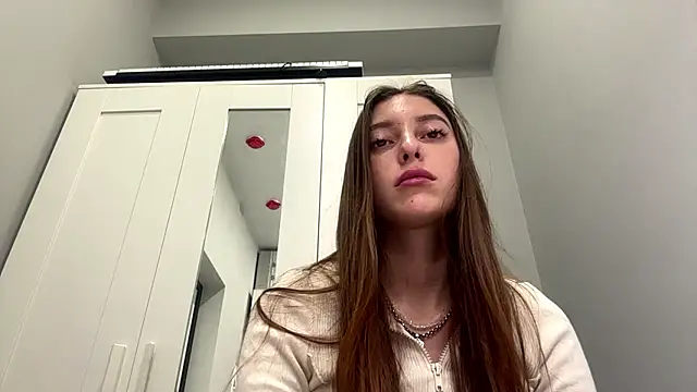 selena favn online show from 03-02-26, 07:15