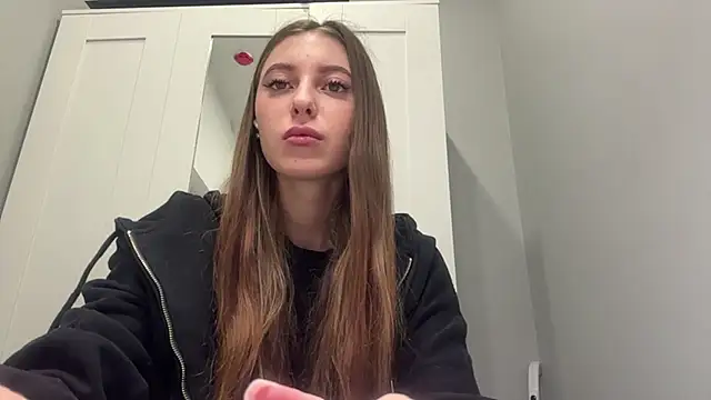 selena favn online show from 03-05-26, 02:08