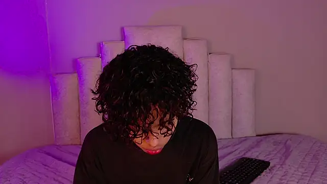 BeckaBlue online show from 04-30-26, 10:33