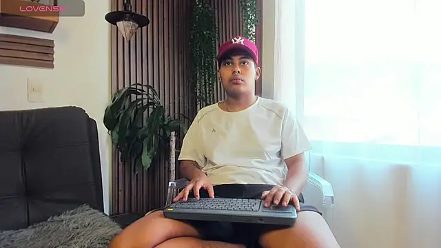 Noha  scott online show from 03-12-26, 02:21