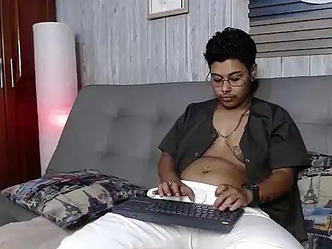 Noha  scott online show from 03-10-26, 02:32