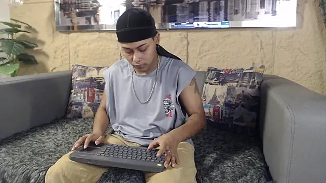 Noha  scott online show from 03-03-26, 02:13