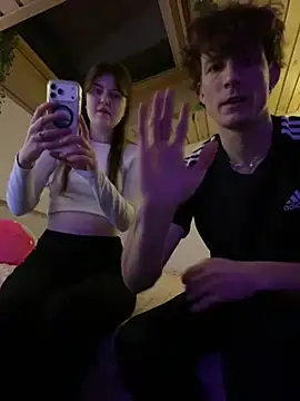 Snapshot of meowmiu chatting on 02-25-26, 09:14 meowmiu online show from 02-25-26, 09:14