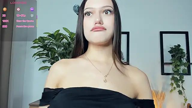 Snapshot of SammieMir chatting on 06-14-26, 07:31 SammieMir online show from 06-14-26, 07:31