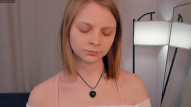 AmmieObarr online show from 03-02-26, 09:16