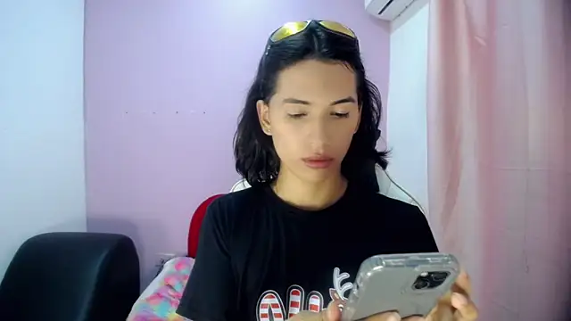 Larry craft online show from 03-20-26, 08:10