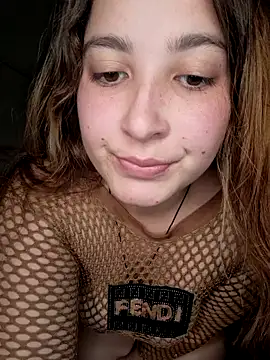 Snapshot of Estelle_Noir chatting on 05-26-26, 05:00 Estelle Noir online show from 05-26-26, 05:00