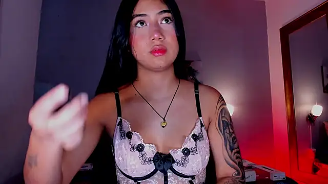 KimTaylorW online show from 04-30-26, 01:45
