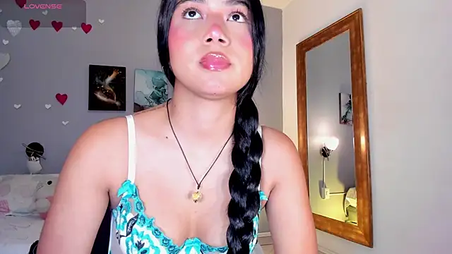 KimTaylorW online show from 03-25-26, 03:06