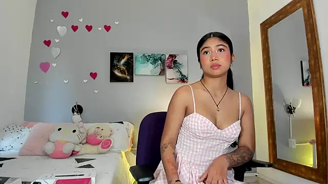 KimTaylorW online show from 03-04-26, 07:54