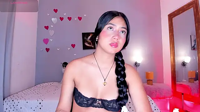 KimTaylorW online show from 04-09-26, 03:30